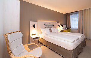 Kongresshotel Potsdam am Templiner See