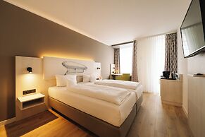 Kongresshotel Potsdam am Templiner See