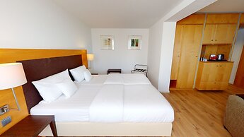 Kongresshotel Potsdam am Templiner See