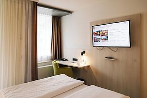 Kongresshotel Potsdam am Templiner See