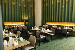 Kongresshotel Potsdam am Templiner See