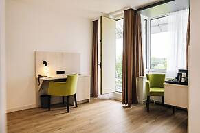 Kongresshotel Potsdam am Templiner See