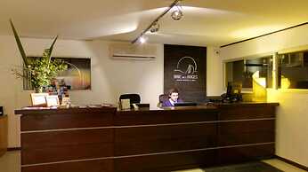 Baie des Anges Apart Hotel & Spa