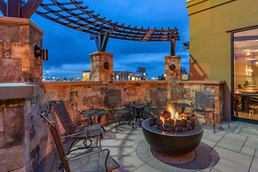 Best Western Premier Pasco Inn & Suites