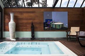 La Mare aux Oiseaux, The Originals Collection