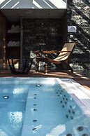 La Mare aux Oiseaux, The Originals Collection