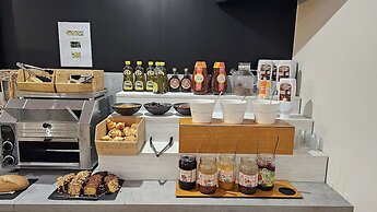 Brit Hotel Plaisance