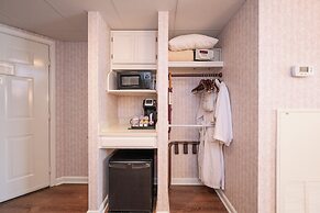 Boardwalk Plaza Hotel