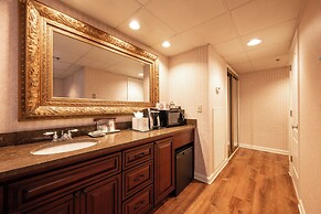 Boardwalk Plaza Hotel