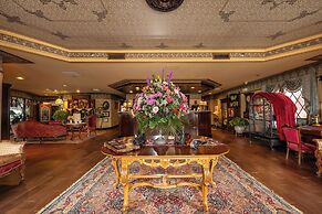 Boardwalk Plaza Hotel