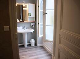 Grand Hôtel de Bourbon-Lancy - Logis - Restaurant et Spa