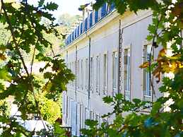 Grand Hôtel de Bourbon-Lancy - Logis - Restaurant et Spa
