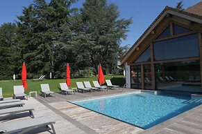 Les Maritonnes Park & Vineyard