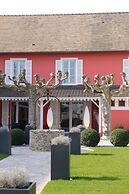 Les Maritonnes Park & Vineyard