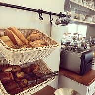BRIT HOTEL CONFORT CLERIA LORIENT Centre