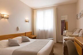 BRIT HOTEL CONFORT CLERIA LORIENT Centre