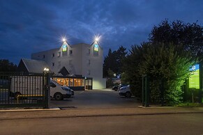 Sure Hotel by Best Western Dole