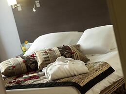 Mercure Bords De Loire Saumur