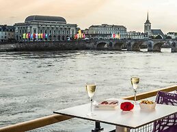 Mercure Bords De Loire Saumur