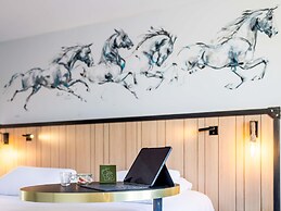 Mercure Bords De Loire Saumur