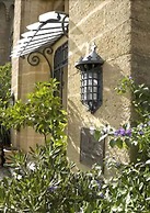Chateau Des Fines Roches