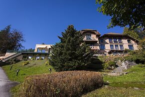Le Manoir au Lac