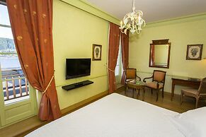 Le Manoir au Lac
