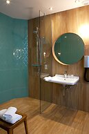 Hôtel Boris V. by Happyculture