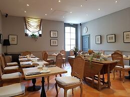 Hôtel Restaurant - Chateau de Lalande
