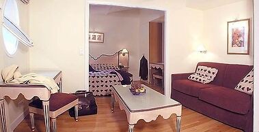 Hôtel Suites Unic Renoir Saint Germain