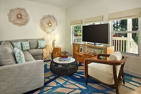 Faro Blanco Resort & Yacht Club Marathon, Curio by Hilton