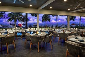 Faro Blanco Resort & Yacht Club Marathon, Curio by Hilton