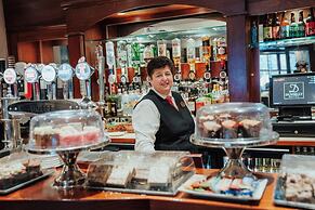 Dunsilly Hotel