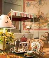 Chateau Colbert