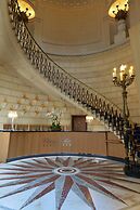 Chateau Colbert