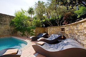 Hostellerie Le Castellas