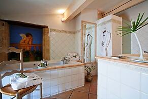 Hostellerie Le Castellas