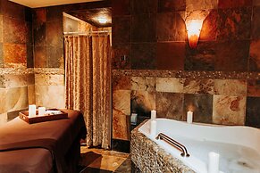 Chrysalis Inn & Spa Bellingham, Curio Collection by Hilton