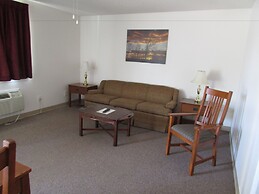 Douglas Inn & Suites