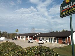 Douglas Inn & Suites