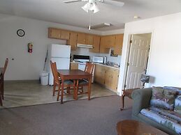 Douglas Inn & Suites