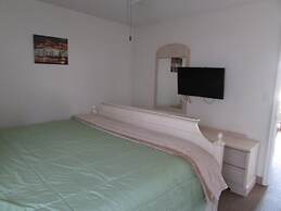 Douglas Inn & Suites