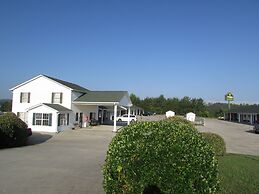 Douglas Inn & Suites