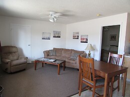 Douglas Inn & Suites