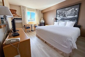 Super 8 by Wyndham Medicine Hat AB