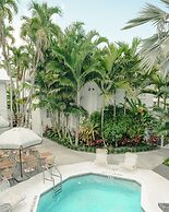 Lighthouse Hotel - Key West Historic Inns