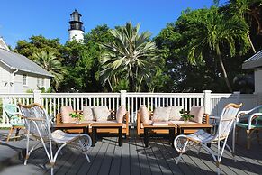 Lighthouse Hotel - Key West Historic Inns