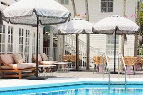 Lighthouse Hotel - Key West Historic Inns