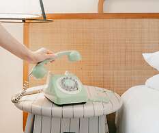 Lighthouse Hotel - Key West Historic Inns