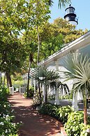 Lighthouse Hotel - Key West Historic Inns